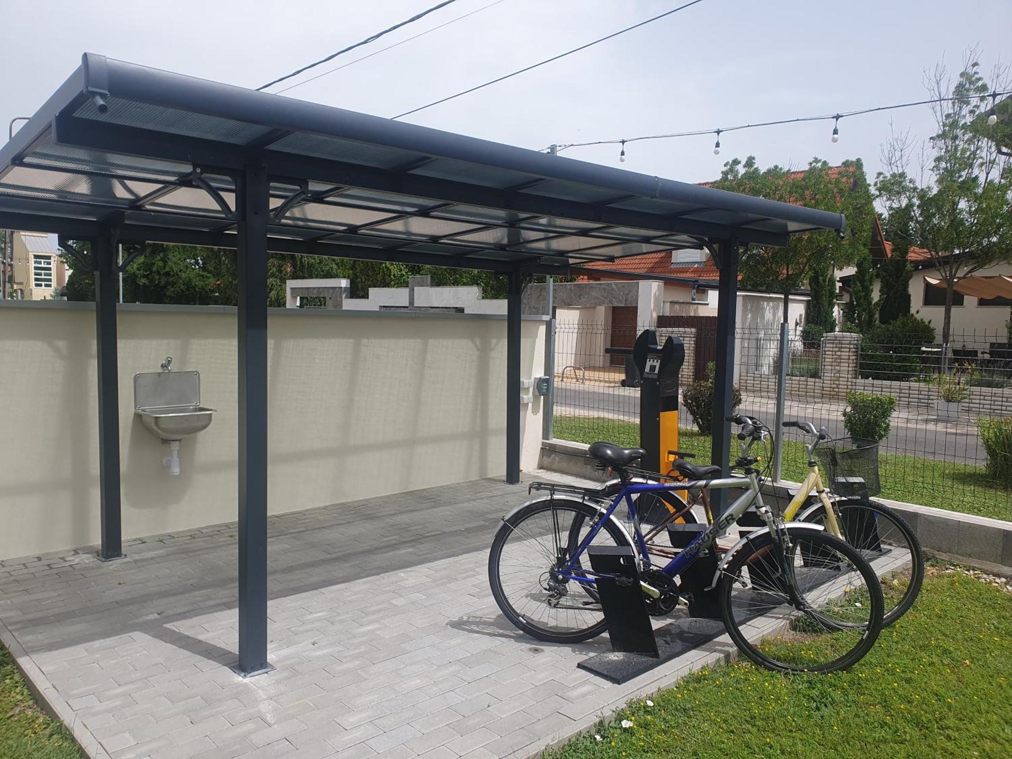 Hotel Diana Siofok Ngoại thất bức ảnh